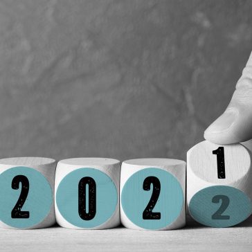 cubes with 2021 changing to 2022